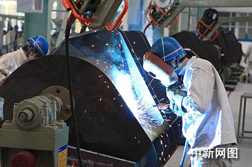 中国最大单体工程机械生产车间在上海开工建设