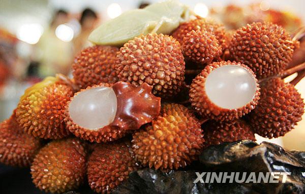 栩栩如生几可乱真的石头宴(图)