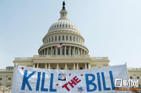 奥巴马签署医改法案 全民医保时代来临