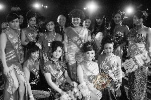 ҹ������ʽ΢�·������ĵ�Ӱ������̨��