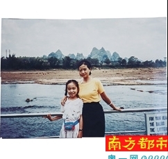 甜不过蜂蜜亲不过母女