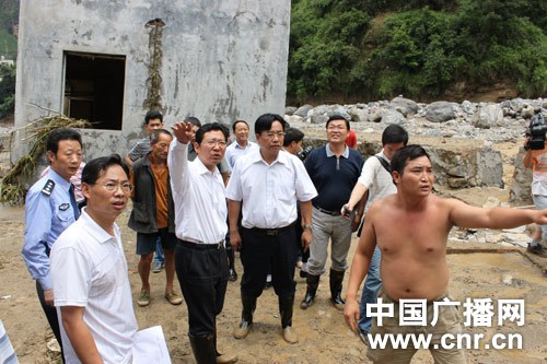云南昭通市长称贫穷是灾害根本原因(组图)