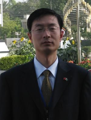玉树县常务副县长:期待玉树跨越二十年(图)