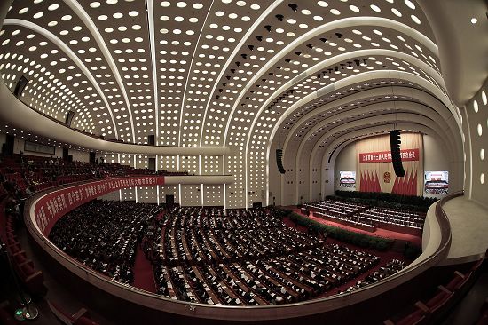 韩正:努力使上海成为最安全大都市(图)