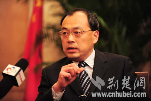 阮成发畅言媒体见面会:我最大的爱好是看书