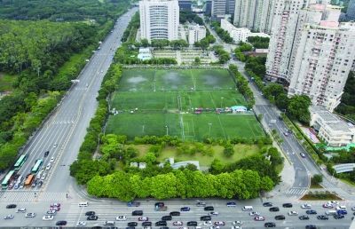 深圳官方回应拆球场:新规划将保留部分体育功