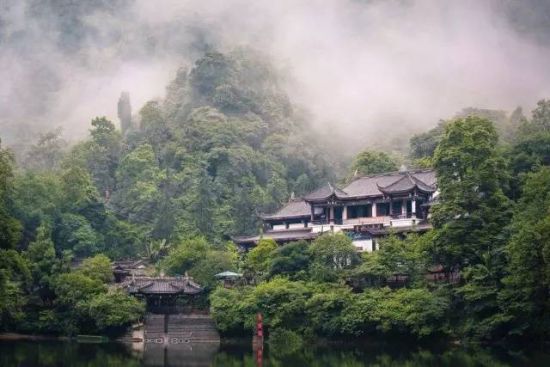 都江堰。 四川严惩旅游乱象 各州市多举措整治市场秩序