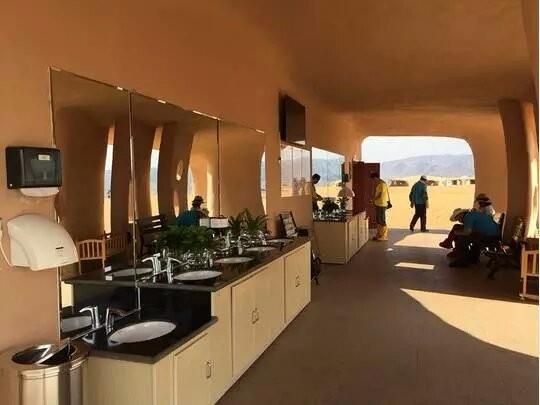 沙坡头景区清洁公厕 宁夏“厕所革命”让“方便”更方便