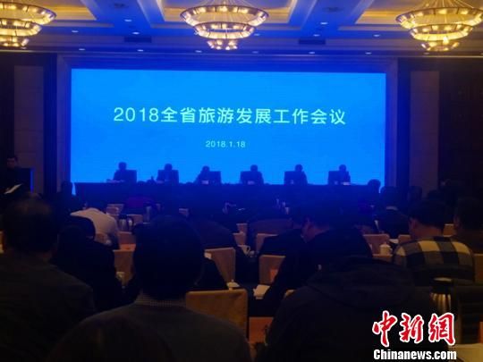 近年来,煤省山西突破“煤炭经济”思维,大力发展文化旅游产业。 刘小红 摄 山西推进旅游业发展 实现旅游总收入超5000亿元