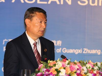 图文:中国人民银行副行长苏宁_会议讲座