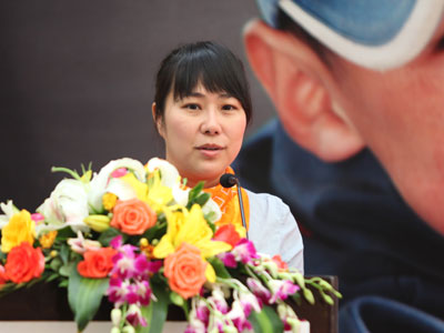 青海线志愿者代表九阳公司新闻发言人顾东君作青海线考察报告(来源
