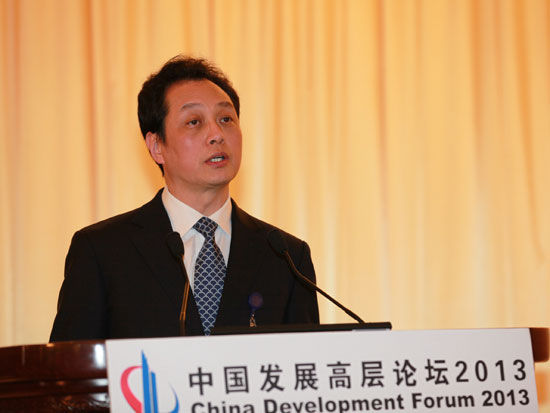 商务部副部长王超:努力构建多元平衡经济体系