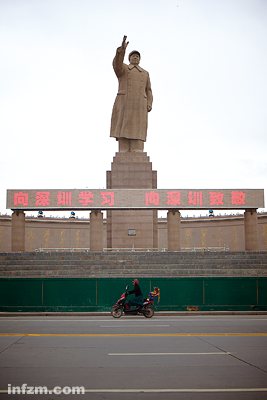 喀什经济特区_...你一齐驾车畅游喀什 领略当地传统风俗