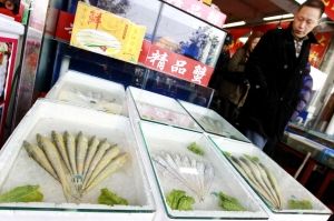 一江之隔的扬州,仍难觅“江鲜牌” 一江之隔的扬州,仍难觅“江鲜牌”