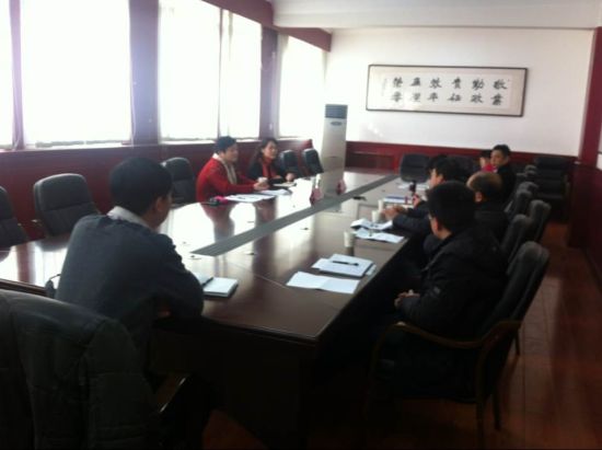 邓峰主任与天水市政府节会办及相关委办局领导座谈 邓峰主任与天水市政府节会办及相关委办局领导座谈