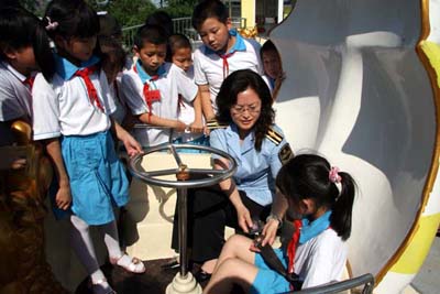 北京市质监系统开展特种设备安全进校园活动