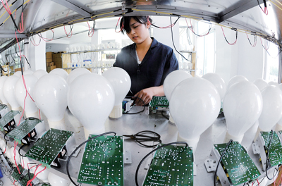 九州高频无极灯受欢迎_滚动新闻