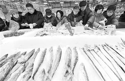海水结冰 海鲜涨价_滚动新闻