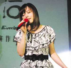 ����ӱ��Ӧ��С˧����80�󡱲��ǿ����һ��(ͼ)