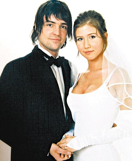 ���ȡ�������ǰ�򾪱���������Ȣ�ˡ���Ů�����