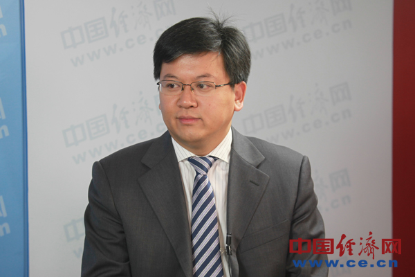 ţ����:��������Ϊ"��ɫ����"�����г�