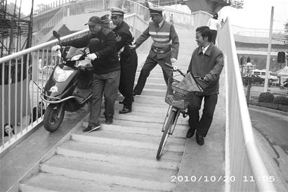 ͼ�ģ�С�������ŷǻ��������ɰ���