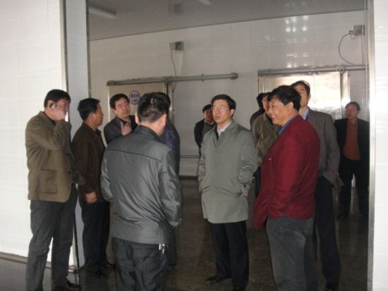 省服务业委财政厅领导来东港市检查农产品流通试点项目建设进展情况