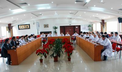 北亚骨科医院第三届学术委员会第三次会议召开