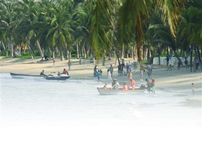 三亚将成立公司经营海上旅游资源 严打黑游艇