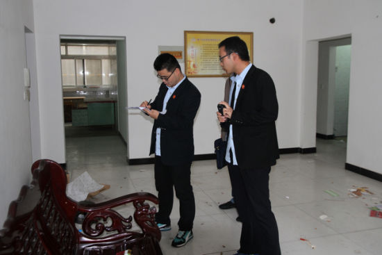 榆阳法院:强占房屋拒不履行 法院执行强制腾房