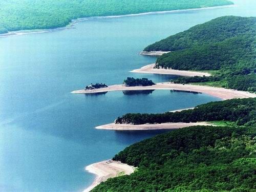 镜泊湖、五大连池获国家5A级旅游景区殊荣(图)