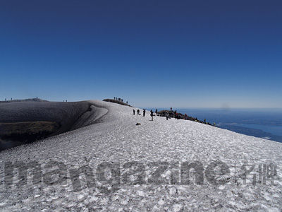 攀登活火山 维阿利亚的诱惑(组图)