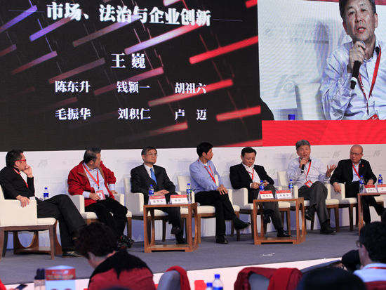 中国顶尖企业家谈法治:制度滞后让创新者有风
