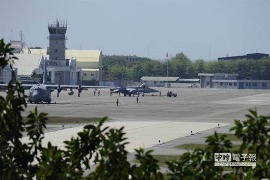 ����F-18ս���޸����ϳ�����׼�����ԡ�ͼ��̨�塶��ʱ���ӱ���
