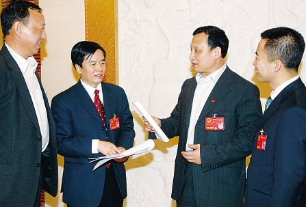 吉林省人大代表表示应加大监督杜绝冤假错案