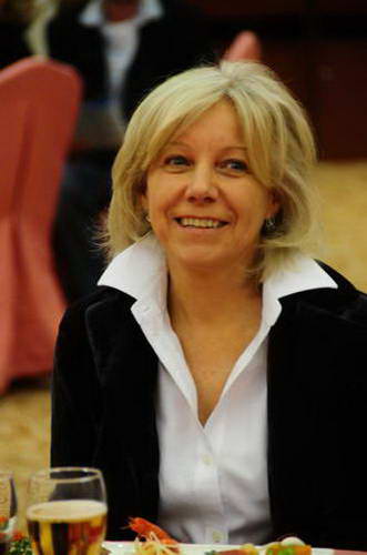 图文:德国《地理》杂志图片总监茹斯-艾希红