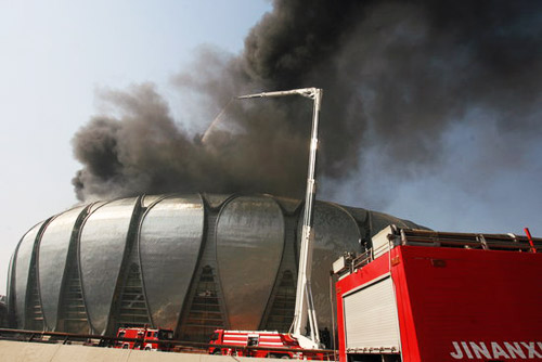 济南奥体中心在建体育场馆再次发生火灾(图)