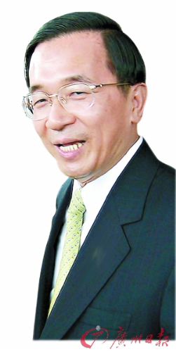 陈水扁儿子给父亲送书《穷得只剩下钱》