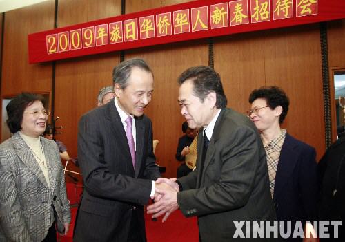 我国驻外使领馆举行新春招待会