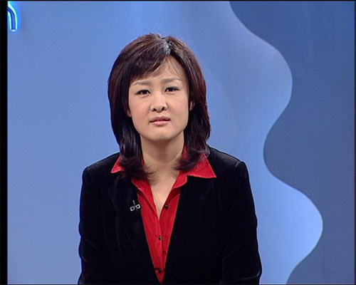 主持人李小萌