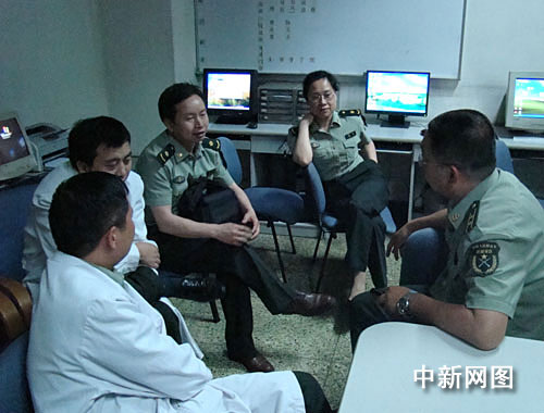 成都公交车燃烧事故:伤者抢救仍在继续