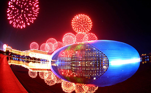 解密李渡烟花国庆晚会大放异彩 明年锁定世博