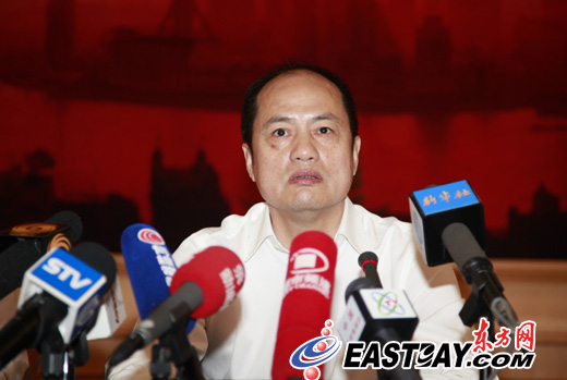 上海钓鱼执法事件续:浦东区长向公众公开道歉