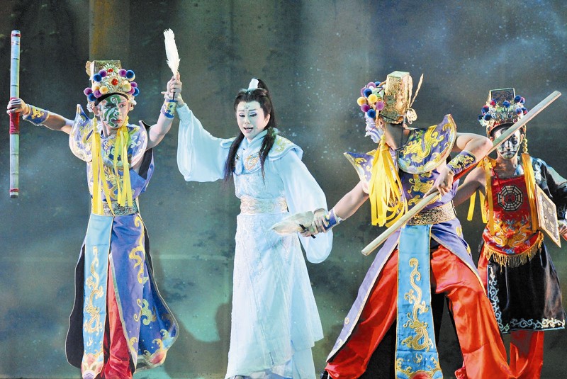 台湾歌仔戏《蓬莱大仙》让上千戏迷大饱眼福
