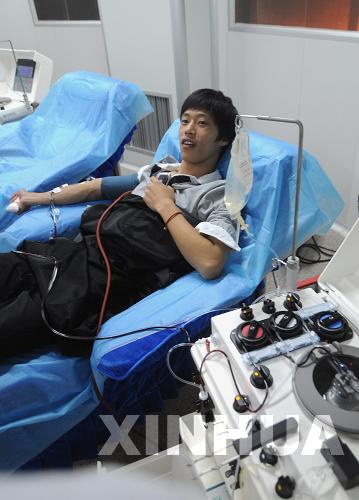 柳州甲流康复学子献血救治甲流重症患者