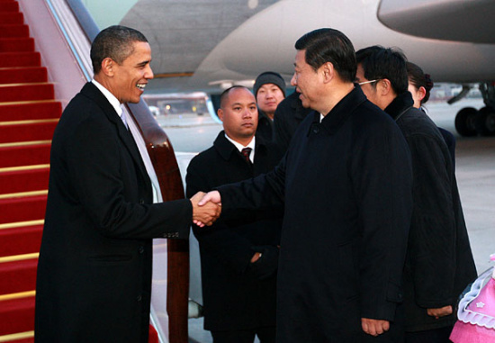美国总统奥巴马飞抵北京习近平前往机场迎接