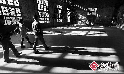 记者探营昆明金鼎1919社区 前卫创意取代机器