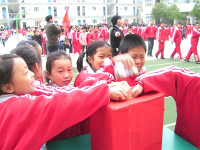 武汉洪山区城乡孩子同享优质教育