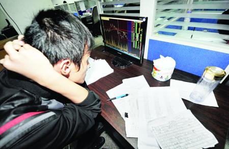 福州:记者暗访荐股公司如何凭一个电话号码骗