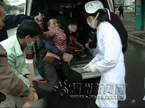 福州:女子吸毒后二楼跳下全身是伤